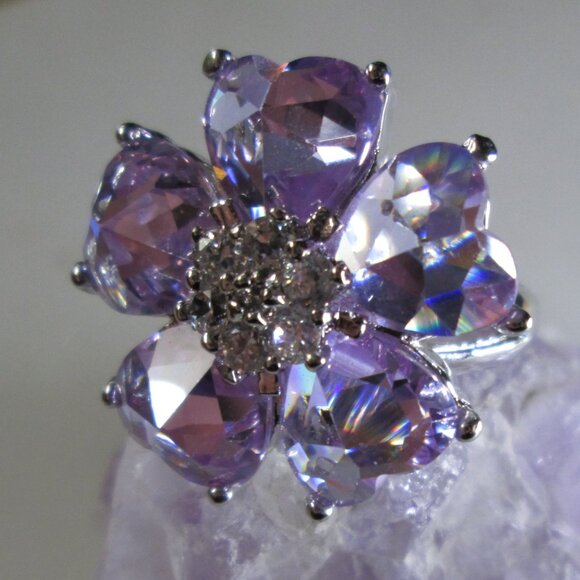 Lilac Heart Shaped CZ petals Flower Cocktail ring - Picture 3 of 6
